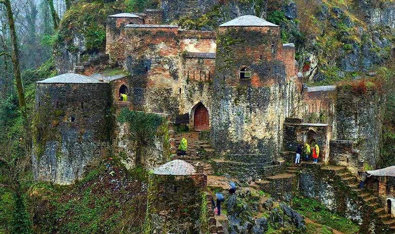  قلعه رودخان