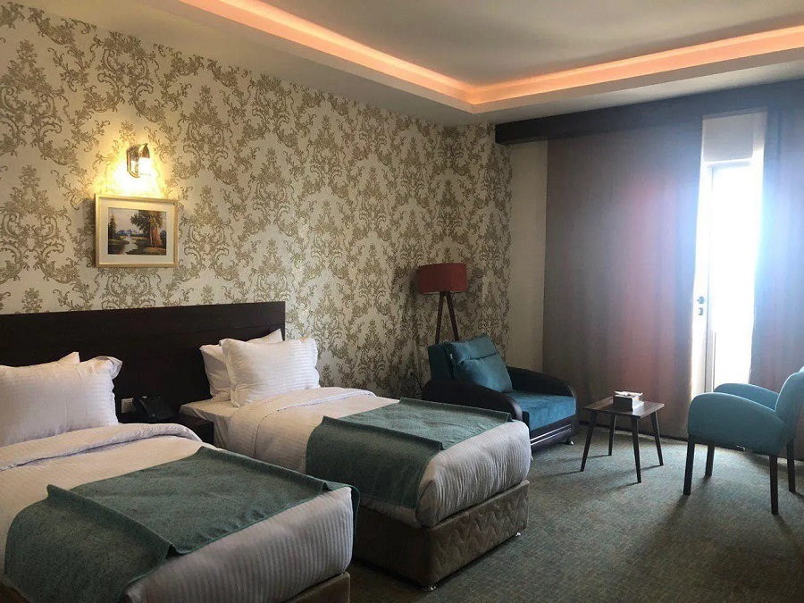 تور کیش هتل لیلیوم