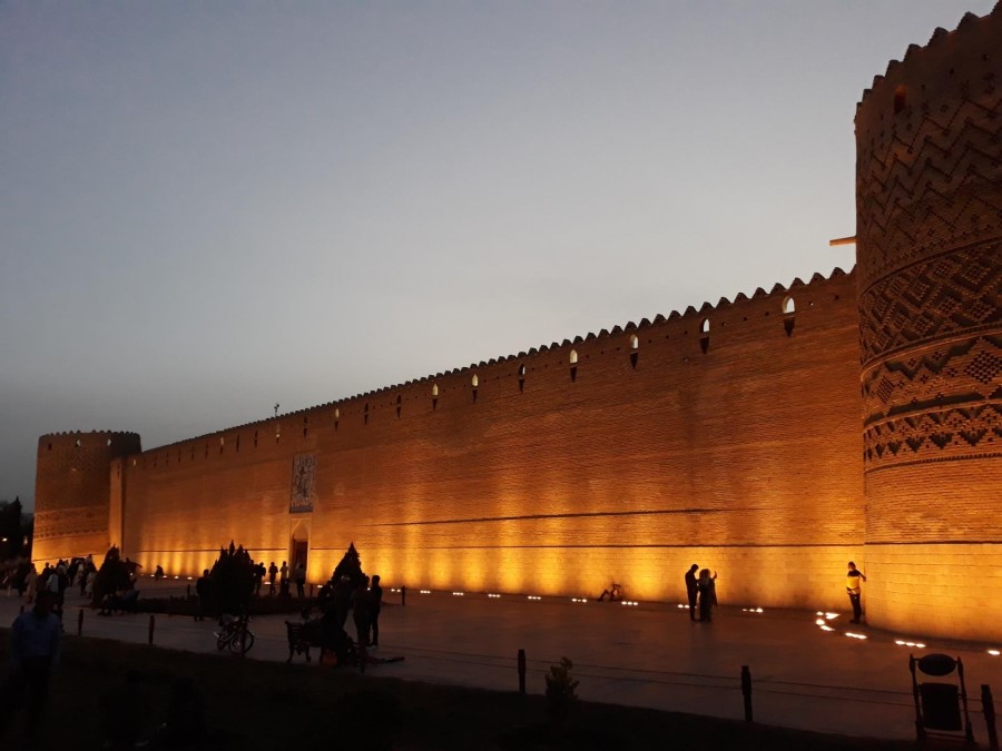 ارگ کریم خان در شب