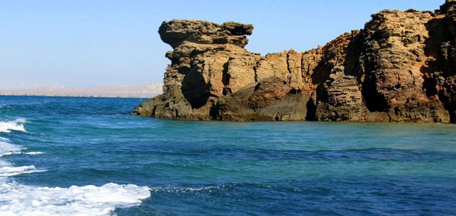 فاصله مشهد تا قشم