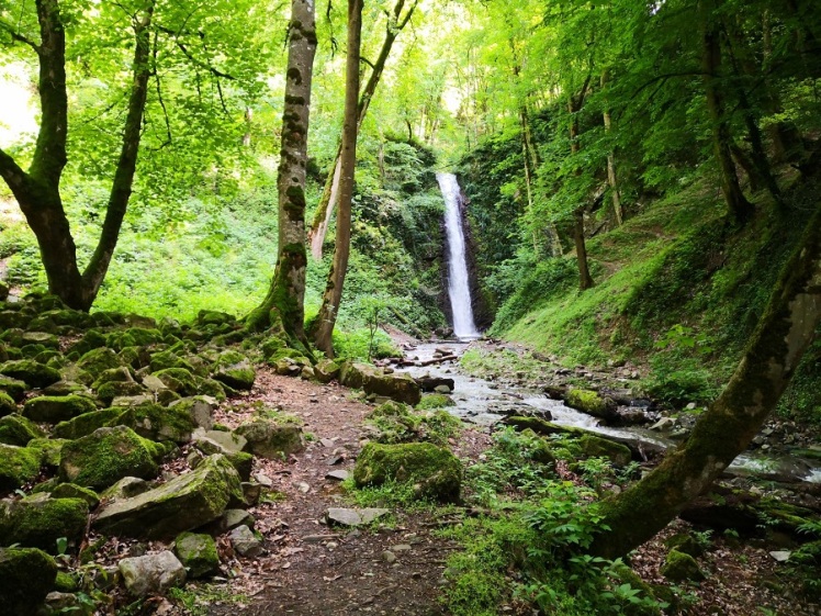 آبشار دریابن گیلان کجاست؟ + عکس ها