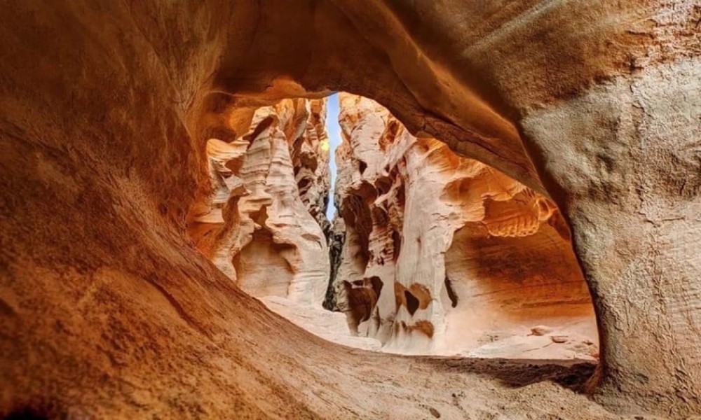 تنگه چاهکوه