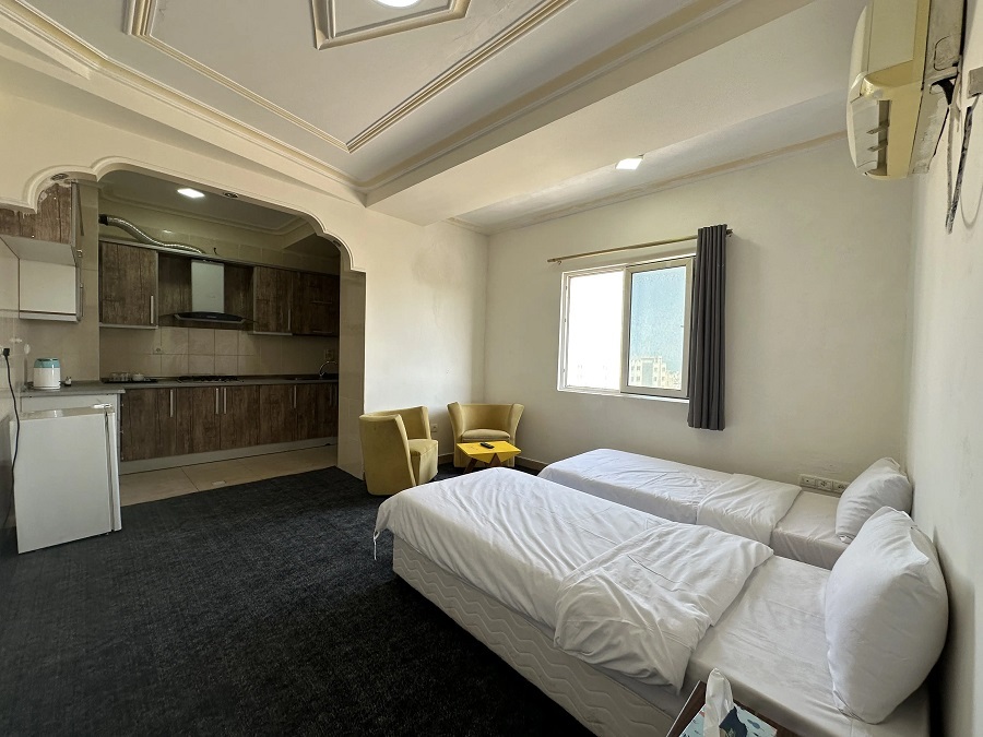  قشم هتل آدینه 